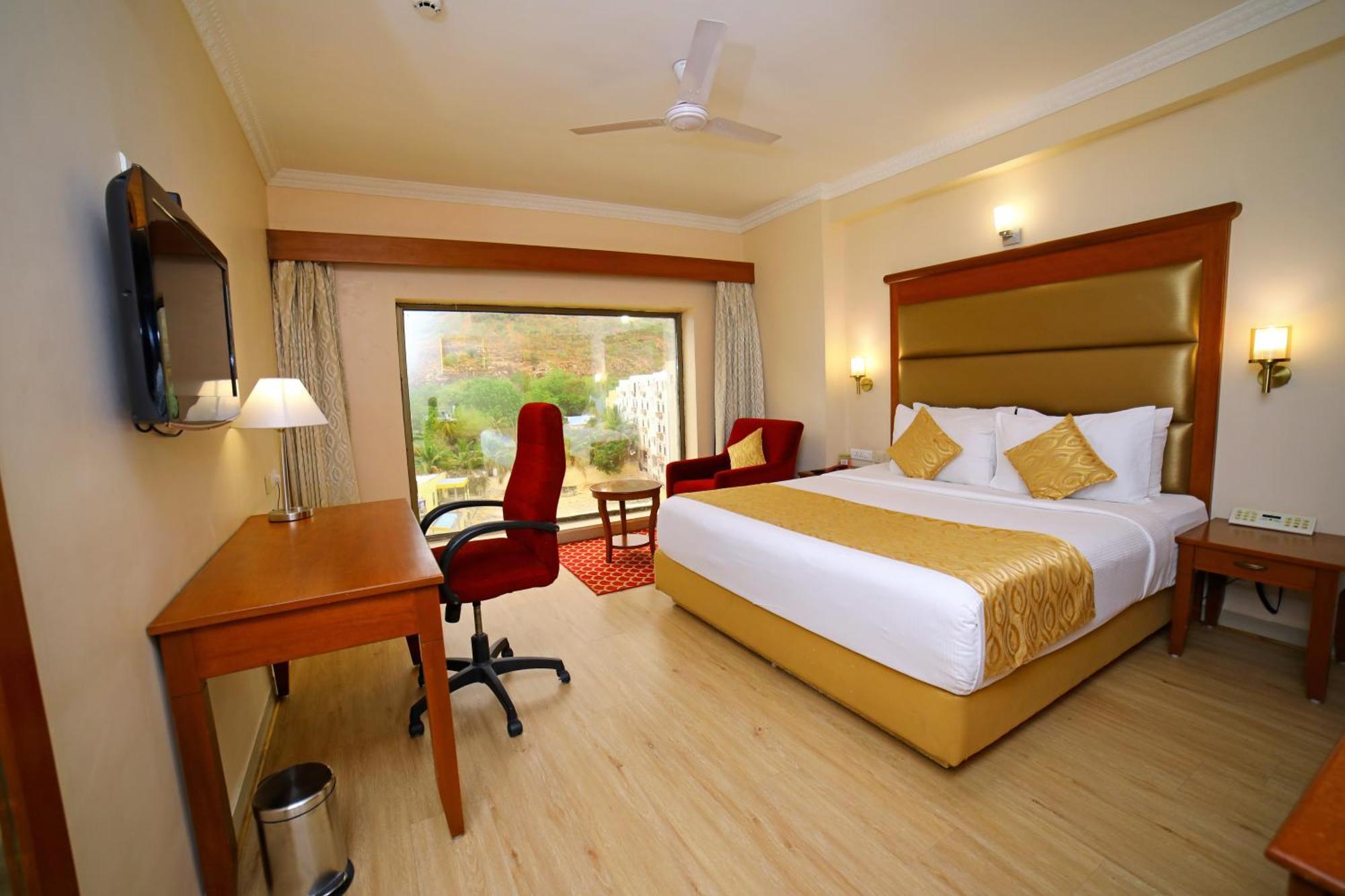 Hotel Raj Park- Hill View Tirupati Exterior foto